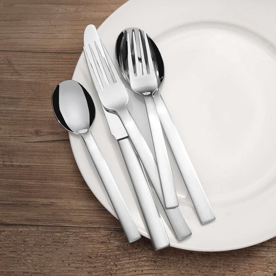 Ovoid 20 Piece Flatware Set, Service for 4 Mikasa Costco